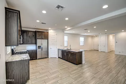 Kitchen - 2548 S Reavis Falls Rd, Apache Junction, AZ 85119 photo 1 of 6