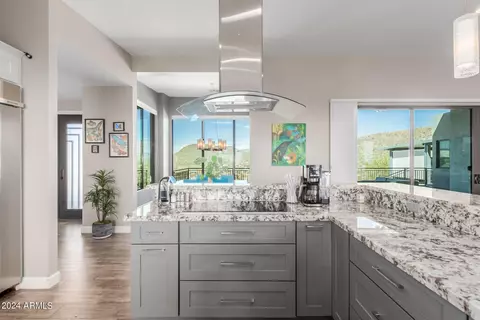 Kitchen - 504 E Linda Ln, Phoenix, AZ 85086 photo 6 of 6