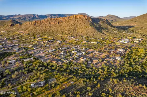 View/Area - 504 E Linda Ln, Phoenix, AZ 85086 photo 5 of 8