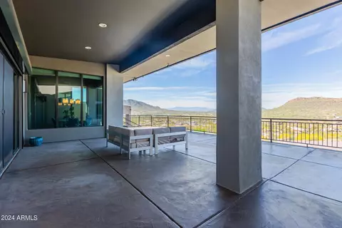 Exterior - 504 E Linda Ln, Phoenix, AZ 85086 photo 1 of 9