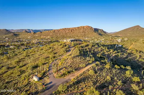 View/Area - 504 E Linda Ln, Phoenix, AZ 85086 photo 3 of 8