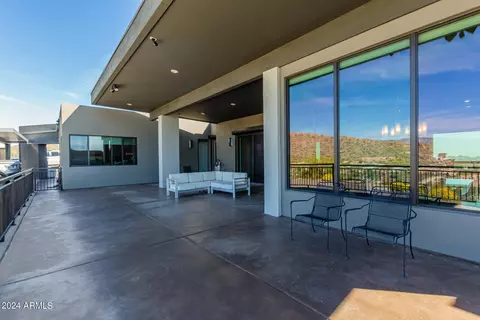 Exterior - 504 E Linda Ln, Phoenix, AZ 85086 photo 3 of 9