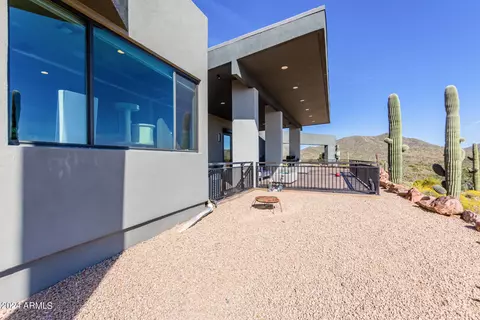 Exterior - 504 E Linda Ln, Phoenix, AZ 85086 photo 6 of 9