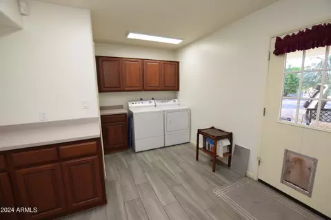 Kitchen - 4601 E Desert Cove Ave, Phoenix, AZ 85028 photo 3 of 3