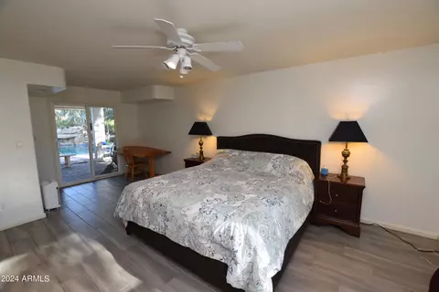 Bedroom - 4601 E Desert Cove Ave, Phoenix, AZ 85028 photo 2 of 4