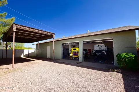 Exterior - 4601 E Desert Cove Ave, Phoenix, AZ 85028 photo 6 of 25