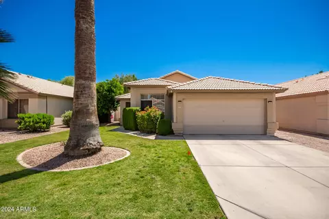 1073 W Juniper Ave, Gilbert, AZ 85233