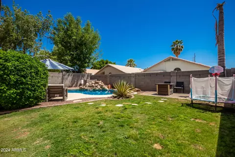 Exterior - 1073 W Juniper Ave, Gilbert, AZ 85233 photo 8 of 11