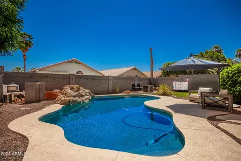 Exterior - 1073 W Juniper Ave, Gilbert, AZ 85233 photo 5 of 11