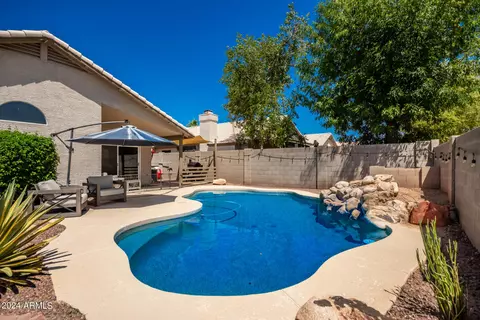 Exterior - 1073 W Juniper Ave, Gilbert, AZ 85233 photo 7 of 11