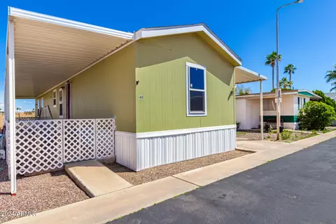 8401 N 67th Ave #40, Glendale, AZ 85302
