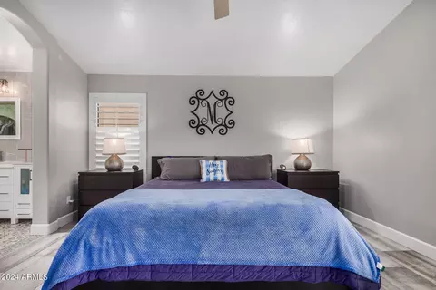 Bedroom - 4121 E Redwood Ln, Phoenix, AZ 85048 photo 2 of 7