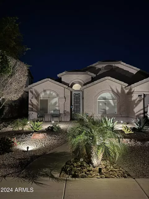 Exterior - 4121 E Redwood Ln, Phoenix, AZ 85048 photo 9 of 10