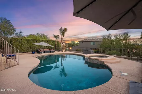 Exterior - 1447 Echo Ln, Phoenix, AZ 85020 photo 4 of 8