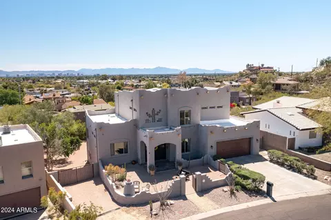 View/Area - 1447 Echo Ln, Phoenix, AZ 85020 photo 1 of 4