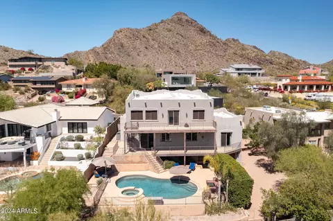 View/Area - 1447 Echo Ln, Phoenix, AZ 85020 photo 2 of 4