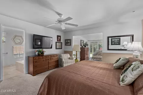 Bedroom - 3312 N 48th Pl N, Phoenix, AZ 85018 photo 2 of 5