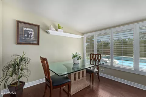 Dining - 3312 N 48th Pl N, Phoenix, AZ 85018 photo 4 of 4
