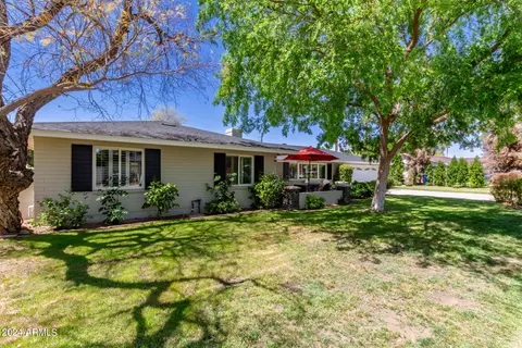 Exterior - 3312 N 48th Pl N, Phoenix, AZ 85018 photo 2 of 15