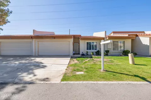 6841 W Caron Dr, Peoria, AZ 85345