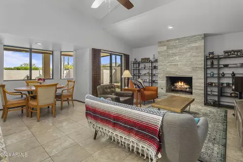 Living - 1112 E Le Marche Ave, Phoenix, AZ 85022 photo 2 of 3