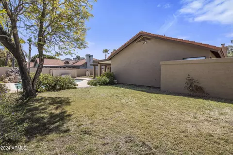 Exterior - 1112 E Le Marche Ave, Phoenix, AZ 85022 photo 10 of 10