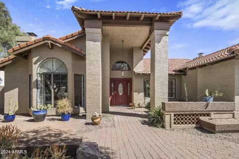 Exterior - 1112 E Le Marche Ave, Phoenix, AZ 85022 photo 2 of 10