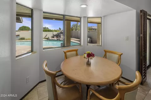 Dining - 1112 E Le Marche Ave, Phoenix, AZ 85022 photo 1 of 1