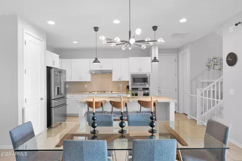 Dining - 4293 E Dennisport Ave, Gilbert, AZ 85295 photo 2 of 3