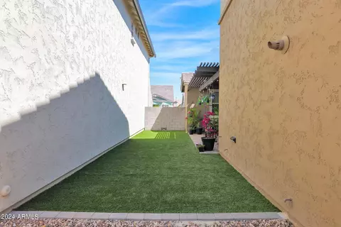 Exterior - 4293 E Dennisport Ave, Gilbert, AZ 85295 photo 9 of 12