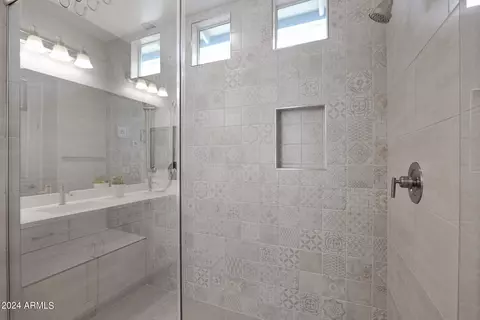 Bath - 4293 E Dennisport Ave, Gilbert, AZ 85295 photo 3 of 5