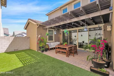Exterior - 4293 E Dennisport Ave, Gilbert, AZ 85295 photo 7 of 12
