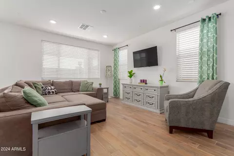Living - 1427 E Blue Spruce Ln, Gilbert, AZ 85298 photo 1 of 3