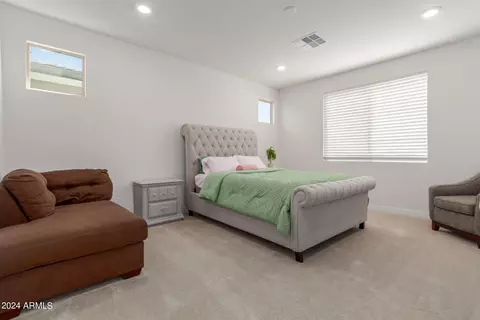Bedroom - 1427 E Blue Spruce Ln, Gilbert, AZ 85298 photo 1 of 10