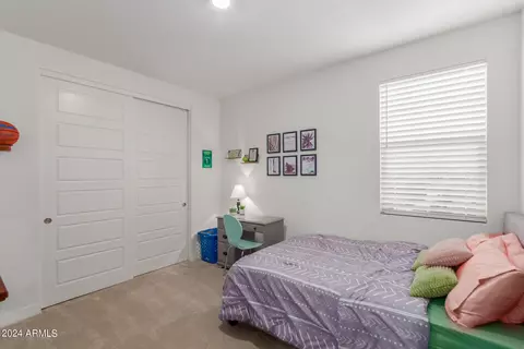Bedroom - 1427 E Blue Spruce Ln, Gilbert, AZ 85298 photo 7 of 10