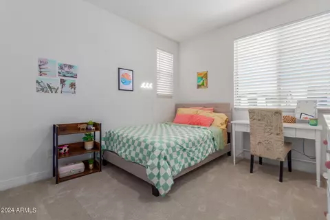 Bedroom - 1427 E Blue Spruce Ln, Gilbert, AZ 85298 photo 5 of 10