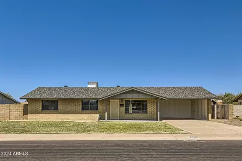 3336 W Surrey Ave W, Phoenix, AZ 85029