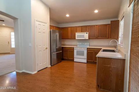 2741 E Carol Ave, Mesa, AZ 85204 photo 6