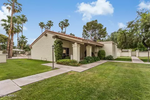 Exterior - 20 E San Miguel Ave, Phoenix, AZ 85012 photo 20 of 21