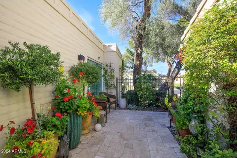 Exterior - 20 E San Miguel Ave, Phoenix, AZ 85012 photo 21 of 21
