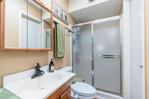 Bath - 502 E Orion St, Tempe, AZ 85283 photo 1 of 3
