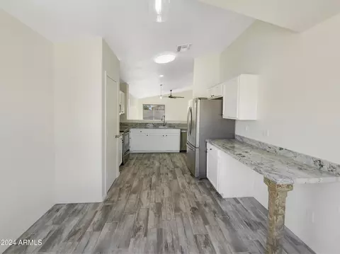 1265 W 18th Ave, Apache Junction, AZ 85120 photo 4