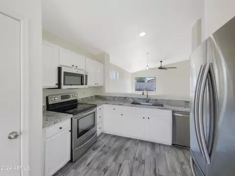 1265 W 18th Ave, Apache Junction, AZ 85120 photo 3