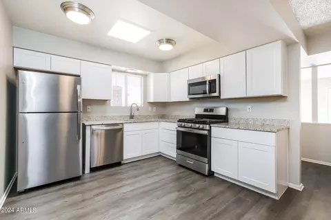 4001 W Eva St, Phoenix, AZ 85051 photo 6