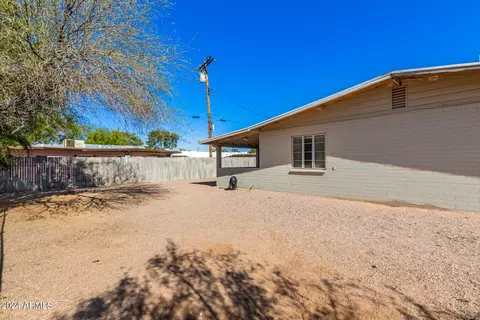 Exterior - 112 S Emerald Dr, Apache Junction, AZ 85120 photo 15 of 17
