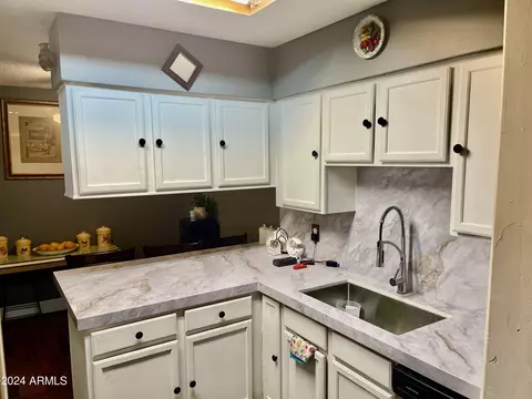 1863 E Inverness Ave, Mesa, AZ 85204 photo 4