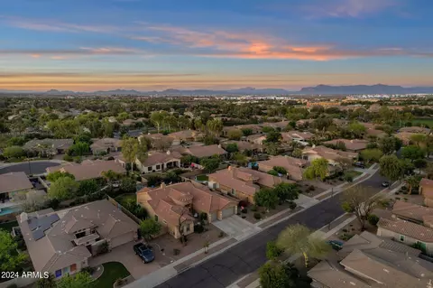 View/Area - 4474 E Cabrillo Dr, Gilbert, AZ 85297 photo 7 of 17