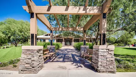 Exterior - 4474 E Cabrillo Dr, Gilbert, AZ 85297 photo 32 of 40