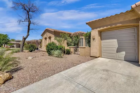 Exterior - 4474 E Cabrillo Dr, Gilbert, AZ 85297 photo 4 of 40