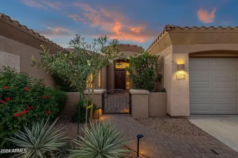 Exterior - 4474 E Cabrillo Dr, Gilbert, AZ 85297 photo 7 of 40